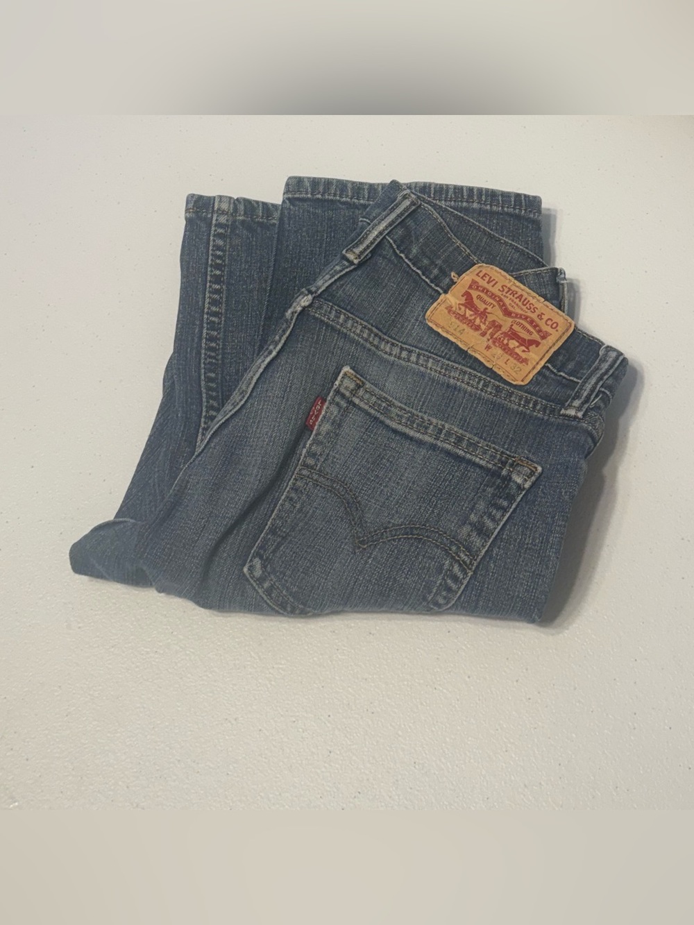 Levi's 514 Men's Blue Denim Jeans - Classic Straight Fit